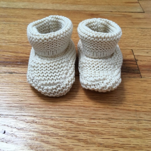 gap knit booties